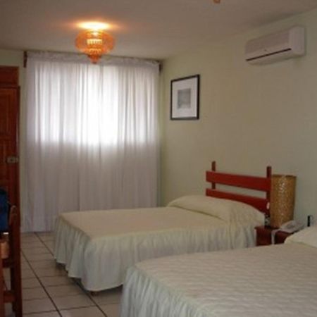 Nakum Hotel Flores Eksteriør bilde