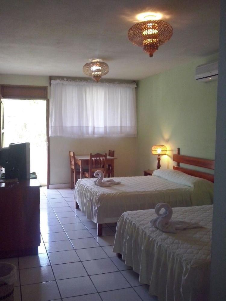 Nakum Hotel Flores Eksteriør bilde